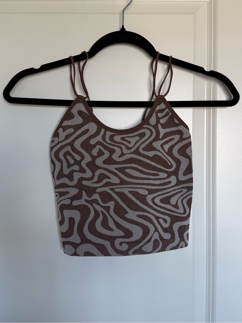 Harlow Brown & Cream Abstract Swirl Print Cropped Tank Top With Spaghetti Straps